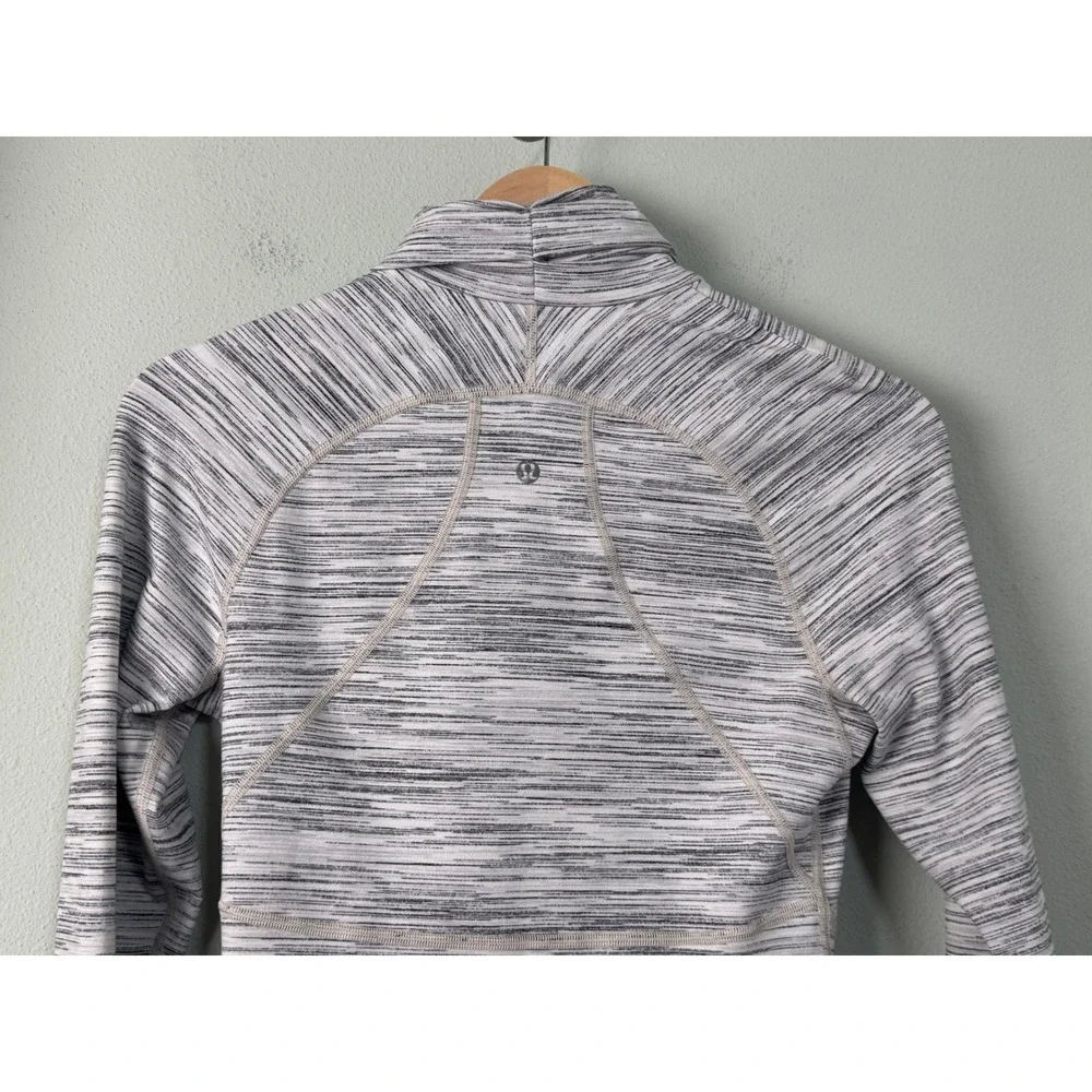 Lululemon Hustle‎ In Your Bustle Jacket Space Dye Camo White Silver Spoon RARE 4